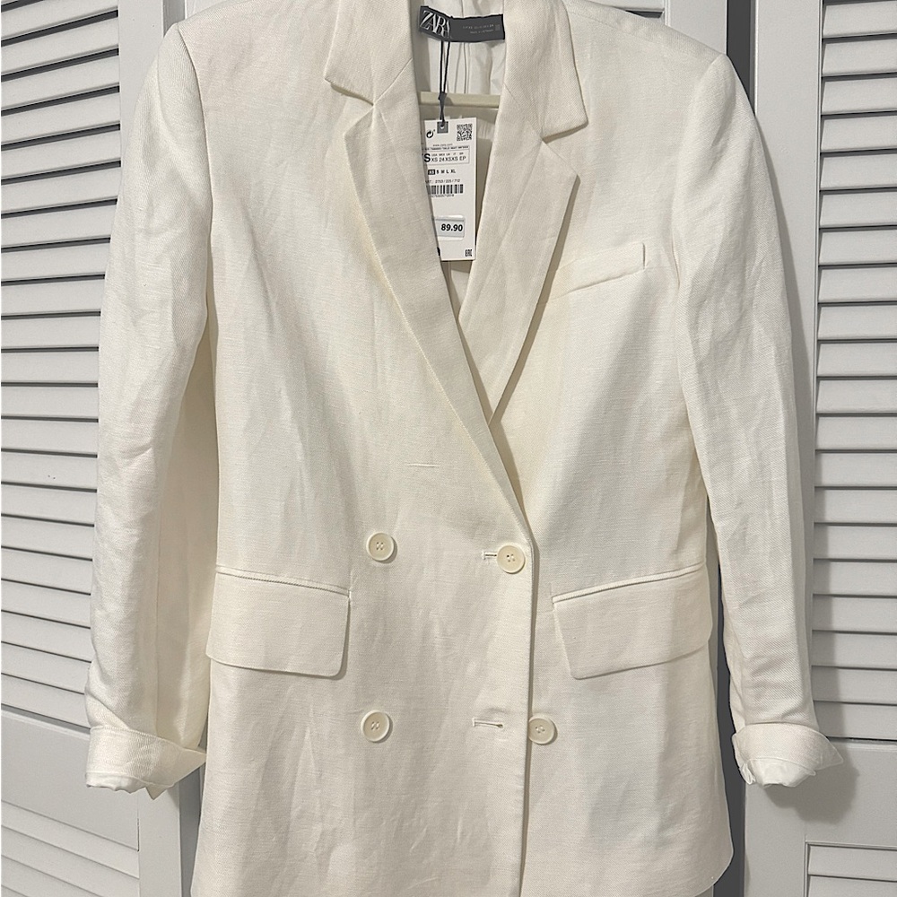 White Zara Oversized Blazer!